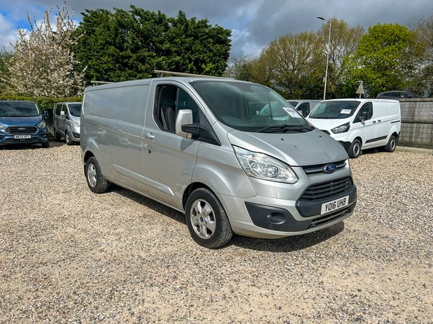 Ford Transit Custom LWB L2H1 Low Roof Limited 290 EURO 6 NO VAT 4