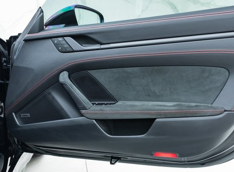 Porsche 911 Carrera GTS (992) 23