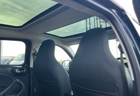 Smart Forfour PREMIUM 5 DOOR ELECTRIC AUTO 5 DOOR 30