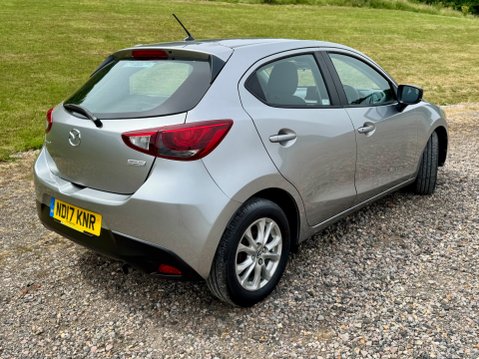 Mazda 2 SE-L NAV 3