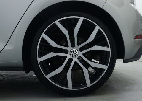 Volkswagen Golf 2.0 TDI GTD Hatchback 5dr Diesel DSG Euro 6 (s/s) (184 ps) 17