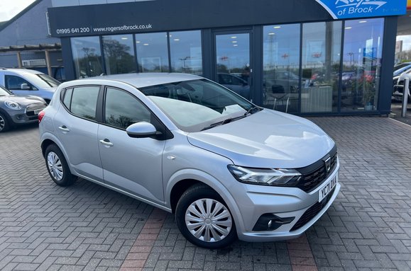 Dacia Sandero COMFORT 1.0 TCE AUTOMATIC 5 DOOR 1