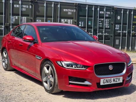 Jaguar XE 2.0d R-Sport Saloon 4dr Diesel Auto Euro 6 (s/s) (180 ps) 27