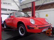 Porsche 911 Carrera 3.0 Targa 26