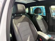 Volkswagen Tiguan 2.0 Tiguan R-Line TDI BlueMotion Technology Semi-Auto 5dr 17