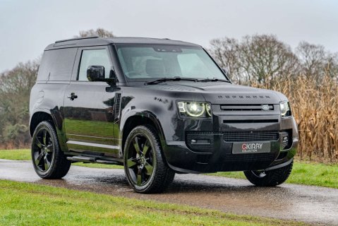 Land Rover Defender D300 X-Dynamic HSE 3