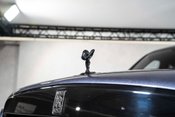 Rolls-Royce Cullinan V12. DYNAMIC PACKAGE. ACTIVE CRUISE. SHOOTING STAR HEADLINER. HUD 58