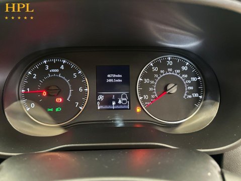 Dacia Duster 1.0 TCe Comfort SUV 5dr Bi Fuel Manual Euro 6 (s/s) (100 ps) Bluetooth - D 14