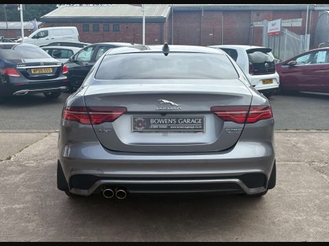Jaguar XE 2.0 XE R-Dynamic S D Auto 4dr 8