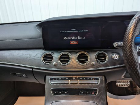 Mercedes-Benz E Class 2.0 E 300 AMG Line de Auto 4dr 84