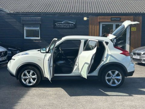 Nissan Juke 1.6 Acenta SUV 5dr Petrol Manual Euro 5 (s/s) (117 ps) 7