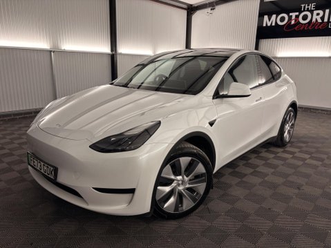 Tesla Model Y Auto RWD 5dr 1
