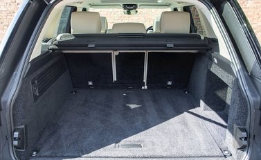 Land Rover Range Rover 4.4 SDV8 URBAN 29