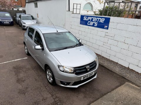 Dacia Sandero 1.5 dCi Laureate Euro 5 5dr 11