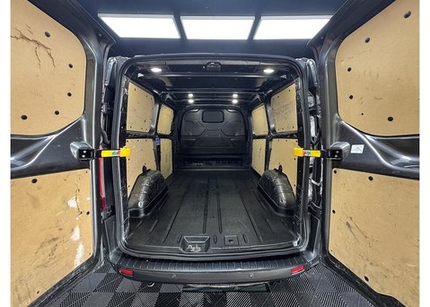 Ford Transit Custom 2.0 300 EcoBlue Limited Panel Van 5dr Diesel Auto L1 H1 Euro 6 (s/s) (170 p 40