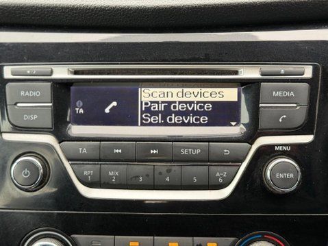 Nissan Qashqai 1.5 dCi Visia 2WD Euro 5 (s/s) 5dr 11