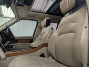 Land Rover Range Rover 3.0 Range Rover Autobiography Auto 4WD 5dr 37