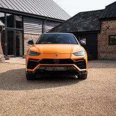 Lamborghini Urus V8 1