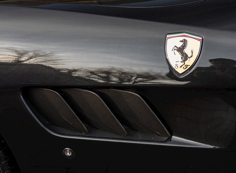 Ferrari GTC4 Lusso 27