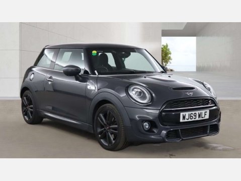 Mini Hatch 2.0 Cooper S Sport Auto 3dr 6