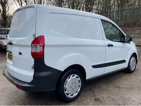 Ford Transit Courier 1.5 TDCi Panel Van 5dr Diesel Manual L1 Euro 6 (SLD) (75 ps) 9