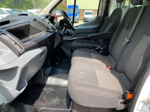 Ford Transit 2.0 350 EcoBlue RWD L2 H1 Euro 6 2dr (DRW) 32