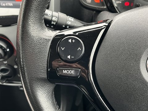Toyota Aygo 1.0 VVT-i X-Play 5dr 22