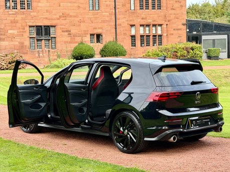 Volkswagen Golf GTI TSI DSG 4