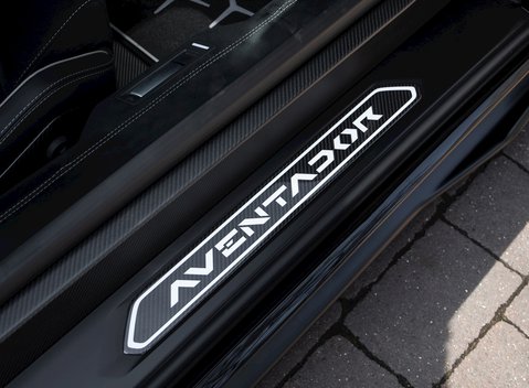 Lamborghini Aventador SVJ LP 770-4 21