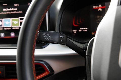 SEAT Arona ECOTSI FR 16