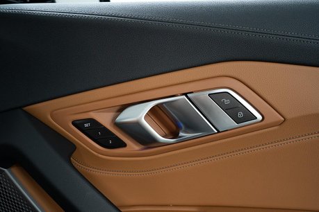 BMW Z4 3.0 M40i Convertible 2dr Petrol Auto sDrive Euro 6 (s/s) (340 ps) 25