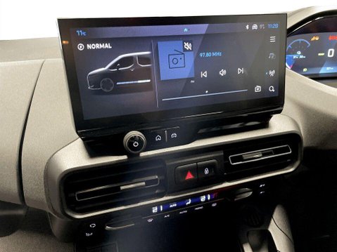 Peugeot e-Rifter 52kWh GT Standard MPV 5dr Electric Auto (7.4kW Charger) (136 ps) DAB Radio 16
