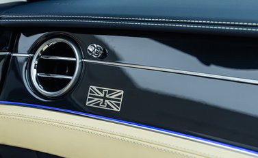 Bentley Continental GTC W12 First Edition 32