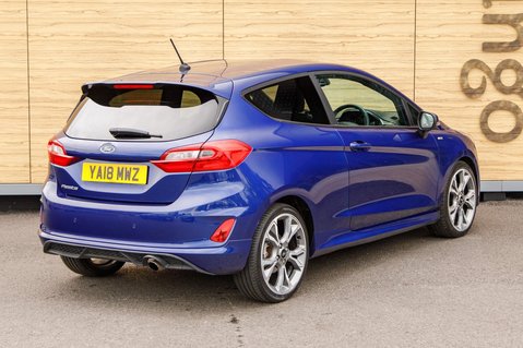 Ford Fiesta ST-LINE 2