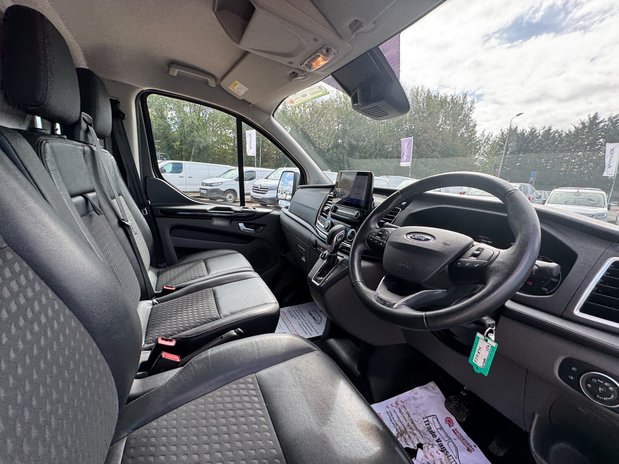 Ford Transit Custom AUTO SWB L1H1 Low Roof Sport 320 Air Con Alloys Sensors Cam EURO 6 15