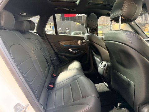 Mercedes-Benz GLC 3.0 GLC 350 AMG Line Premium+ D 4Matic Auto 4WD 5dr 35