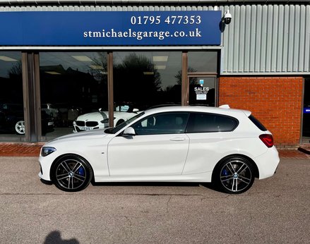 BMW 1 Series 1.5 118i M Sport Shadow Edition Auto 3dr 11