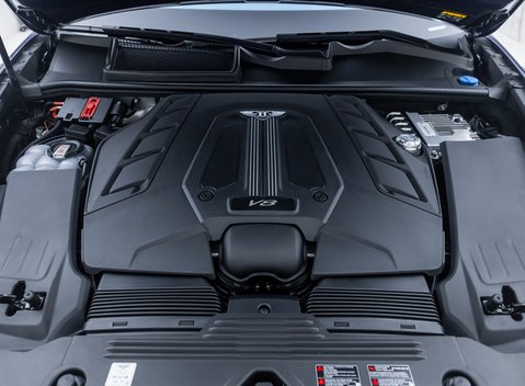 Bentley Bentayga V8 First Edition LHD 50