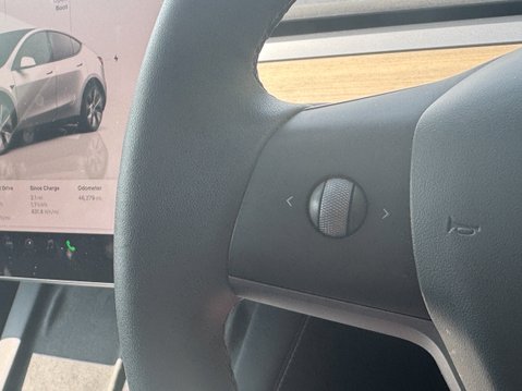Tesla Model Y (Dual Motor) Long Range SUV 5dr Electric Auto 4WDE (384 bhp) 12