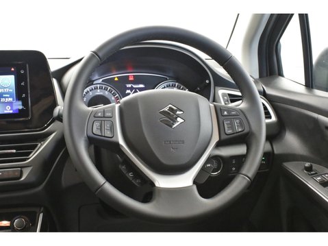 Suzuki S-Cross 1.4 Boosterjet Mhev Motion 10