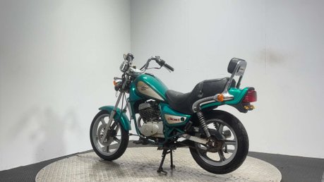 Hyosung Cruise 2001 17K CLASSIC CRUISER BIKE SPARES OR REPAIR 125CC 6