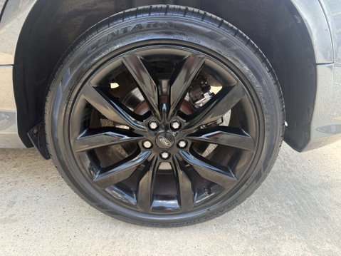 Ford Kuga 1.5 Kuga ST-Line X 4x4 Auto 4WD 5dr 52
