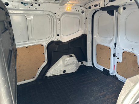 Ford Transit Courier TREND 1.5 TDCI 5dr 15