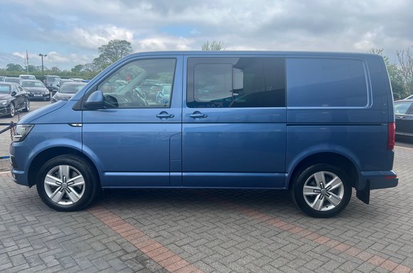 Volkswagen Transporter T32 TDI KOMBI HIGHLINE BMT 12