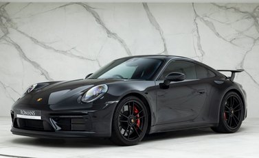 Porsche 911 (992) Carrera 4 GTS 6