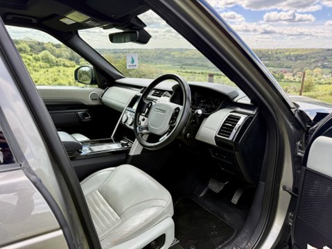 Land Rover Discovery SDV6 HSE LUXURY 22
