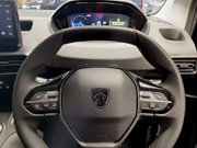 Peugeot e-Rifter 52kWh GT Standard MPV 5dr Electric Auto (7.4kW Charger) (136 ps) DAB Radio 13