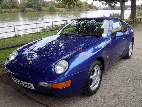 Porsche 968 COUPE 73