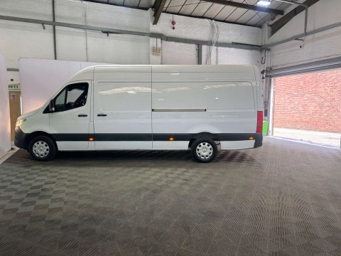 Mercedes-Benz Sprinter 2.0 Sprinter 315 Premium CDI LWB 4