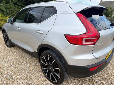 Volvo XC40 2.0 D4 Inscription Auto AWD Euro 6 (s/s) 5dr 10